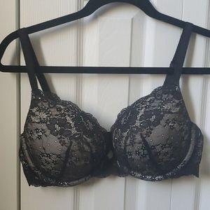 Victoria's Secret Black Lace Bra. 36D